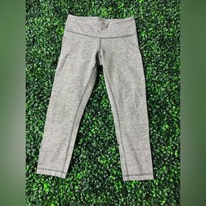 LuluLemon Wunder Under High Rise Legging Size 4